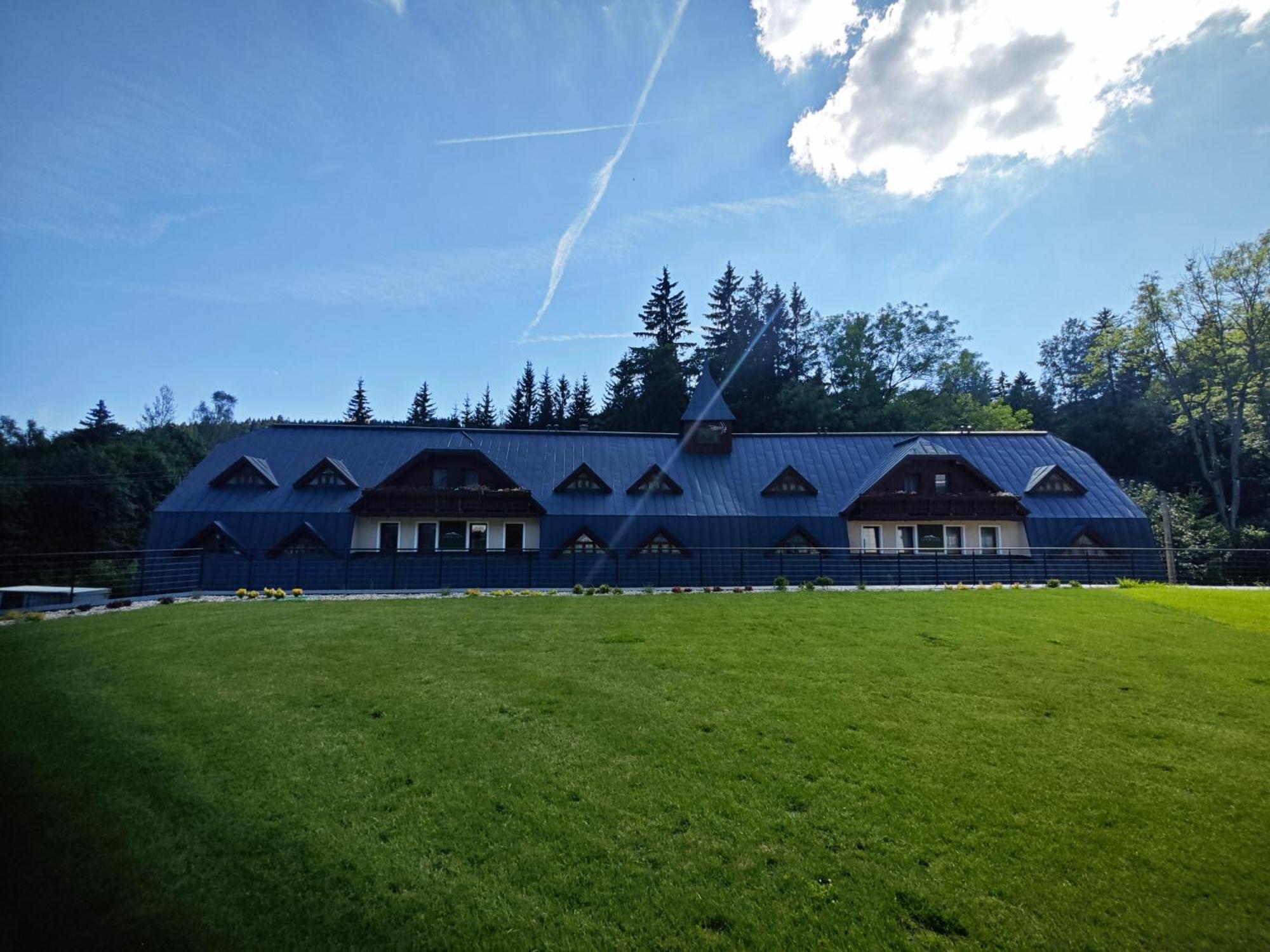 Apartmany Jarmilka S Privatnim Wellness Бедржихов Экстерьер фото